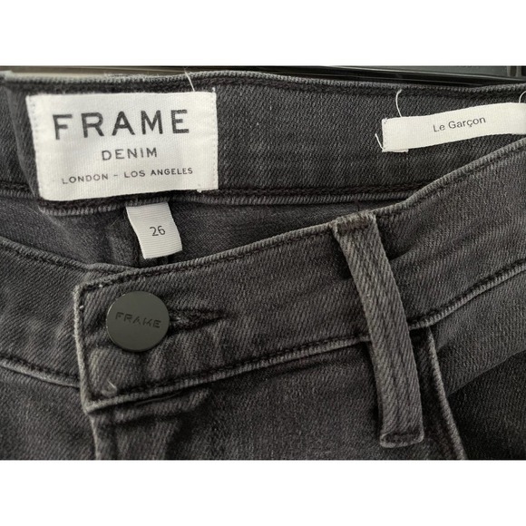 Frame Denim's Le Garcon Jeanne in Fade To Grey - Size 26 - Picture 3 of 4